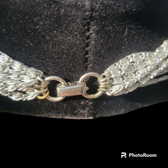 SARAH COVENTRY SILVERTONED LIGHTWEIGHT LAYERED SNAIL CHAIN NECKLACE - Picture 6 of 6